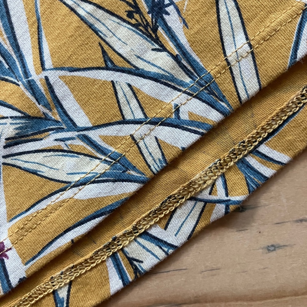 Kuhl Kandid Mini Skirt Golden Print Med - Picture 11 of 16